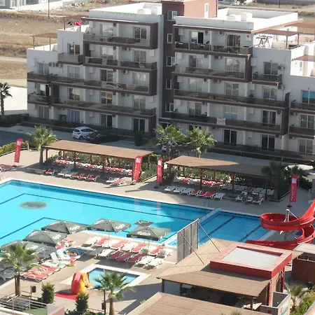 Studio In Cyprus Trikomo